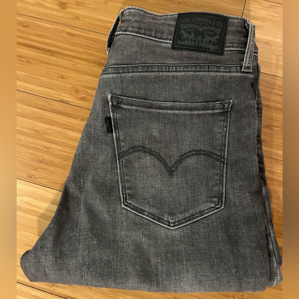 Levi's Women's Washed Gray High-Rise Jeans